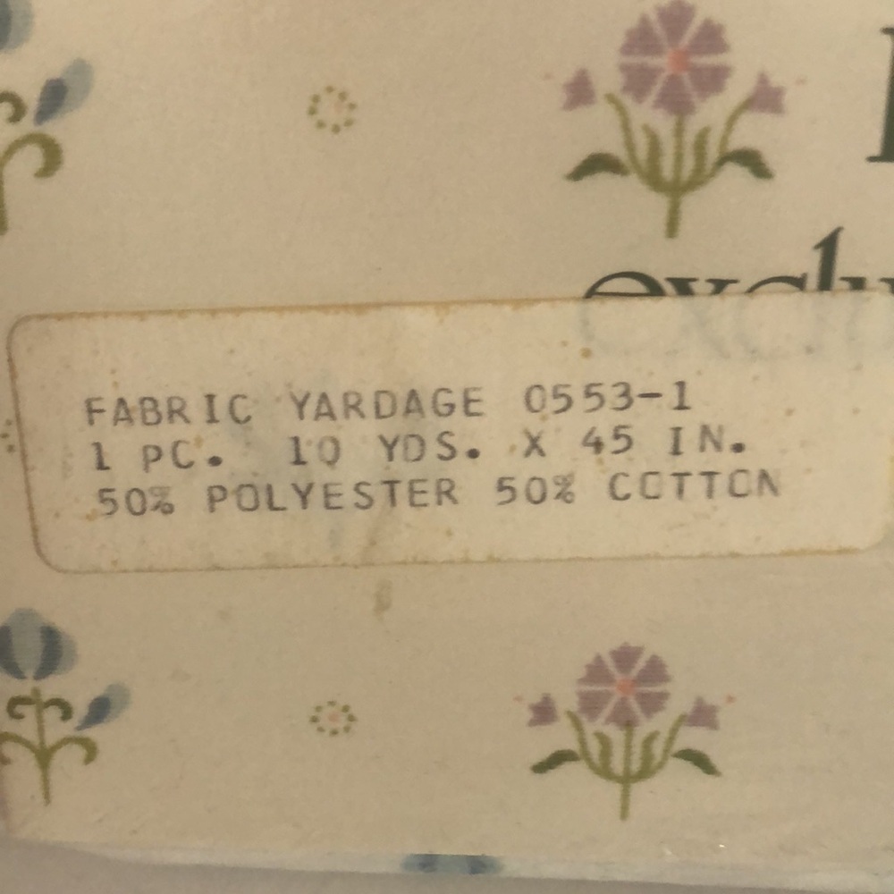 Vintage NIOP Avon Fabric bolt 10 yds by 45” Daisy Pattern - Picture 2 of 4